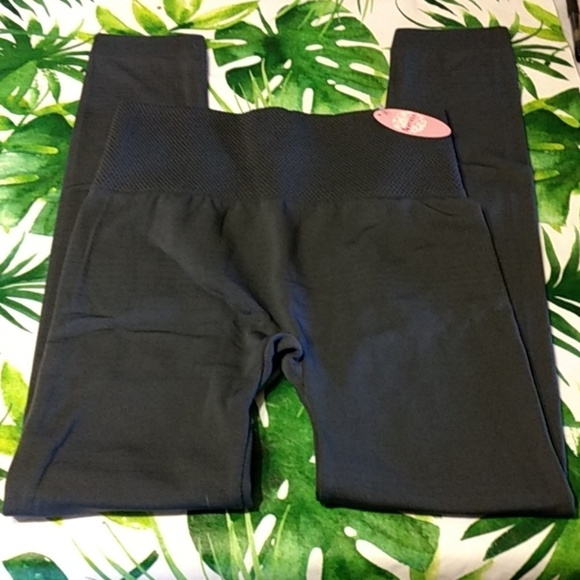 Tummy Control Fleece Leggings  0ne Pair NWT - Picture 3 of 7